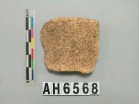 藏品(淺褐色夾砂陶口緣)的圖片